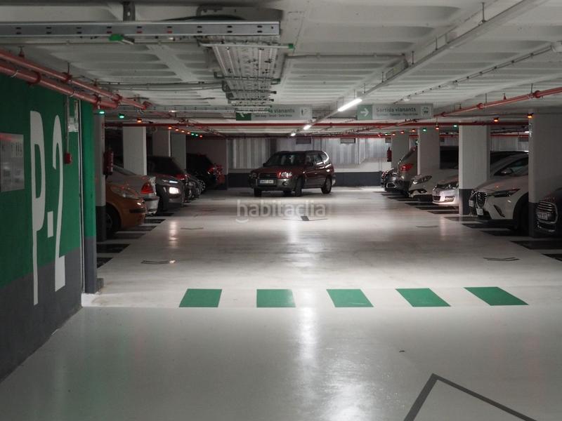 Foto e68a66b3-e64f-4e12-a02b-74dab4aa52ad. Alquiler parking coche aparcament Centre per a cotxe en Mataró