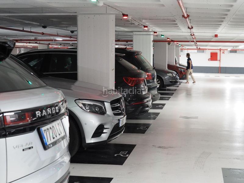 Foto 2df0991c-2827-4775-b1c9-7685f65cbeab. Location parking voiture dans Centre Mataró