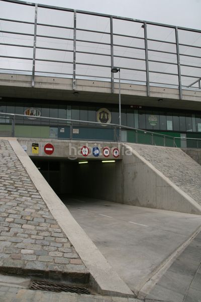 Foto bad3213a-c306-45b5-a36c-a7bd96ef3312. Aparcament cotxe a n/a a La Llàntia Mataró