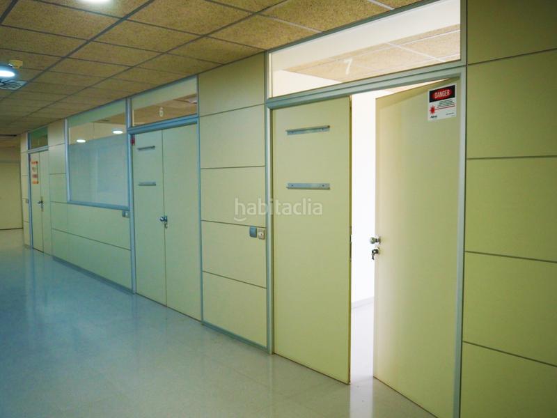 Foto 4739fab1-9f80-49f0-b9aa-fabcf892e990. Miete büro in carrer de Vallveric 85 in Vallveric Mataró