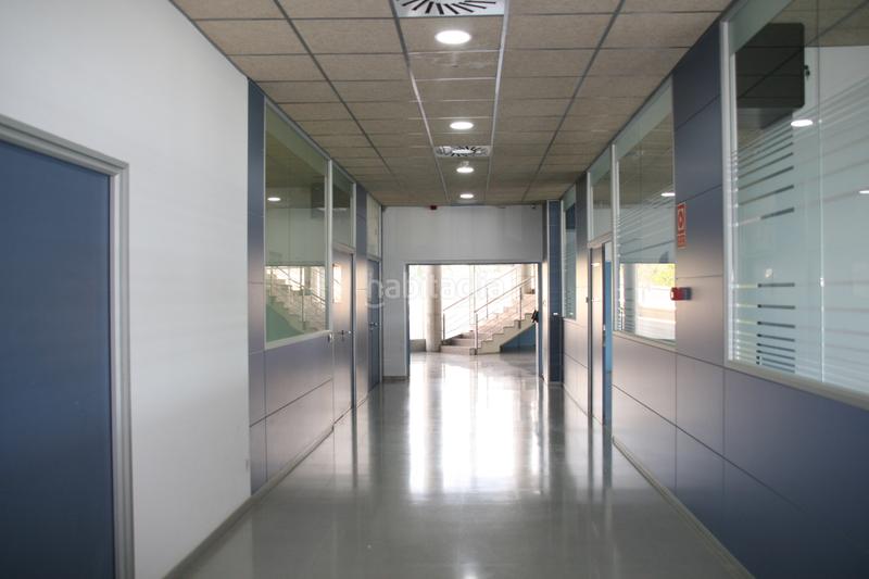 Foto bb635090-1aee-4db8-93dc-5e158325a942. Miete büro in carrer de Vallveric 85 in Vallveric Mataró