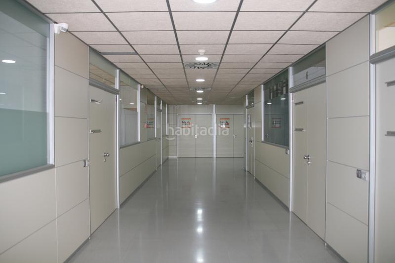 Foto bff803bc-42bf-4e9e-8309-70ae03d035a9. Miete büro in carrer de Vallveric 85 in Vallveric Mataró