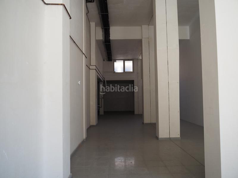 Foto 56ecedb9-b7c2-4410-aa57-a4d85c9e7a36. Alquiler local comercial en ronda barceló 73 local comercial al centre, a pocs metres de la façana marítima en Mataró