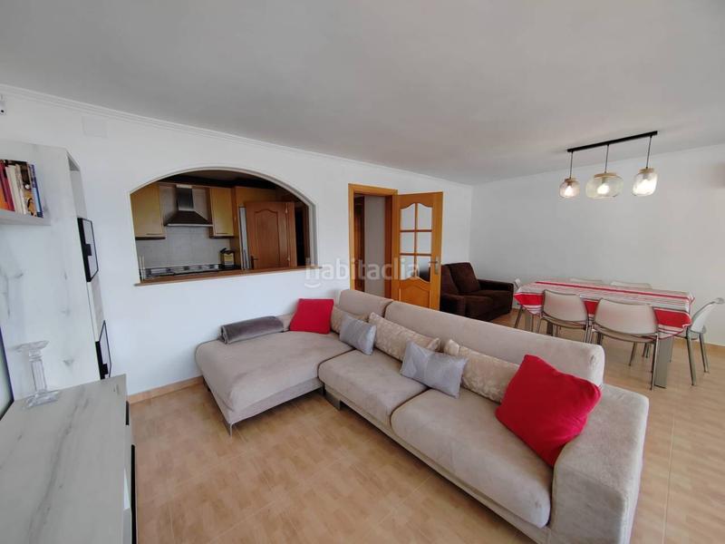 Foto 15d155ce-3f03-473f-891c-480d2e9490b6. Apartamento precioso apartamento con salida directa a la playa en Salou