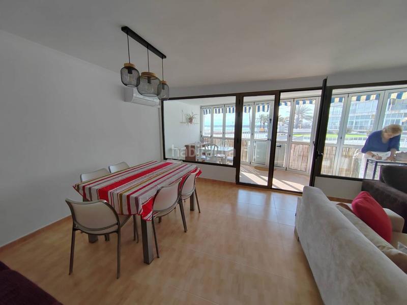 Foto c8496c36-ef11-42b7-8679-53f894a7e1cf. Apartamento precioso apartamento con salida directa a la playa en Salou