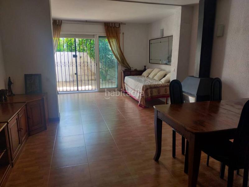 Foto 86ee1e1e-2cd0-400c-9e92-97c7a7da1fe7. Casa pareada se vende chalet pareado frente al mar en Cambrils