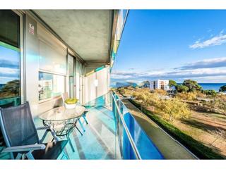 Àtic  Llobregat. Se vende espectacular ático duplex,  con una arquitectura modern