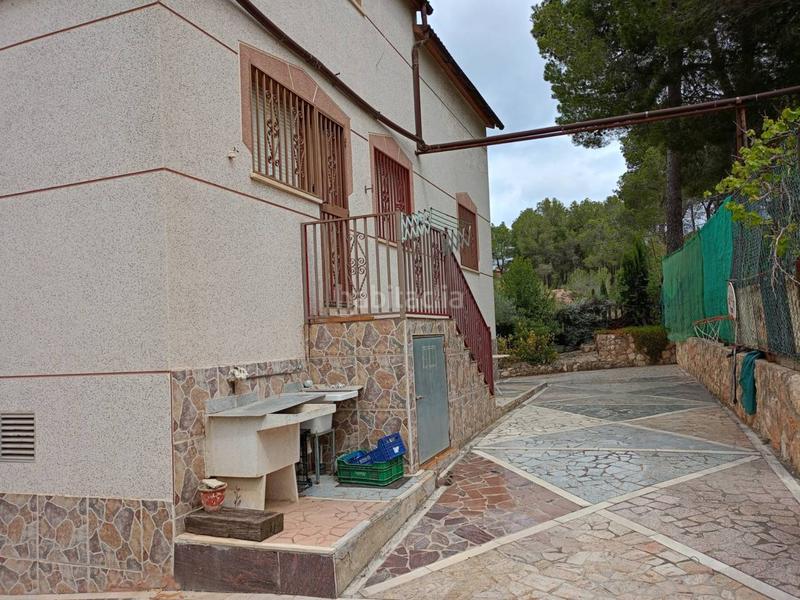 Foto 42f74b4f-7cb3-47e3-a4a8-8bdf20d149b1. Chalet mit parking in Cabra del Camp