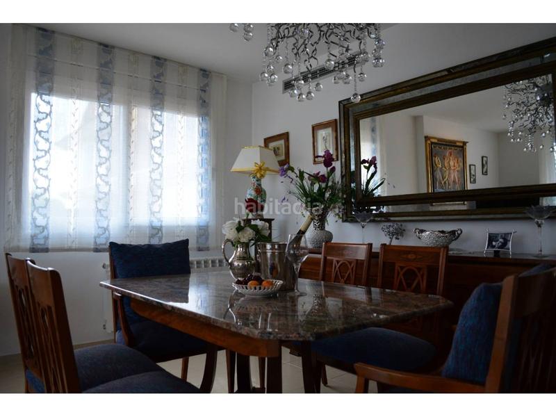 Foto 03c9cd2d-dd76-4994-ac5f-48b12f68fa91. Casa  en venta en casc anticnou en Quatre Camins Cambrils