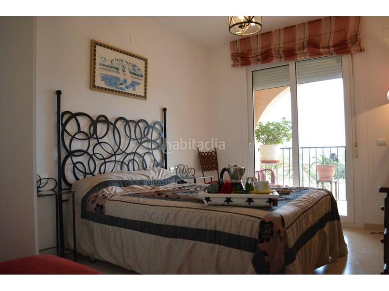 Foto 513b079d-d910-46a7-8893-6d0186640131. Casa  en venta en casc anticnou en Quatre Camins Cambrils