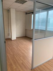 Lloguer Local Comercial a Roca del Vallès (La)