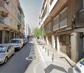 Local Comercial a De vicenç bou 11. Promoción conjunta de dos locales en calle vicenç bou.