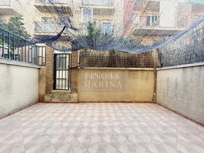 Foto 4416127f-25a8-4b6a-8477-ddafdb56f404. Casa amb calefacció aparcament a Passeig Maragall Gavà