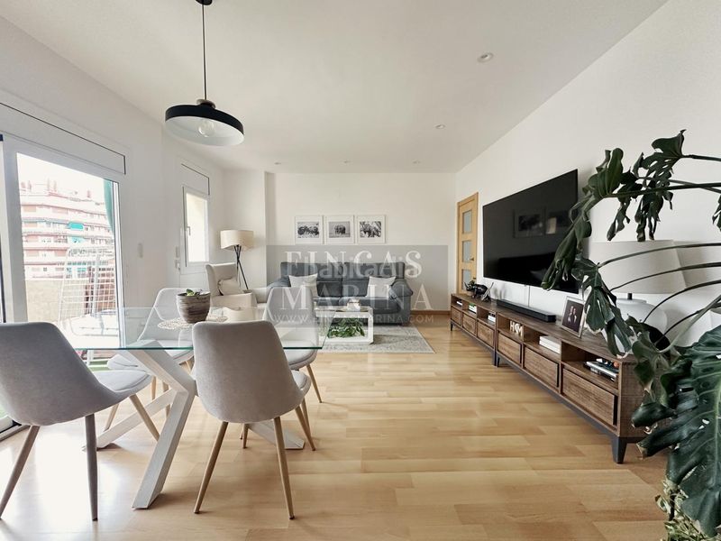 Foto 3d05319e-4315-4b4b-ad82-285918198b15. Pis amb calefacció aparcament a Can Tintorer-Can Tries Gavà