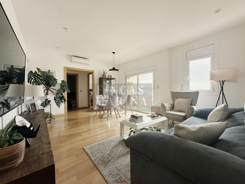 Foto d3f82173-486c-4ae8-ae1d-99e704e019d7. Pis amb calefacció aparcament a Can Tintorer-Can Tries Gavà