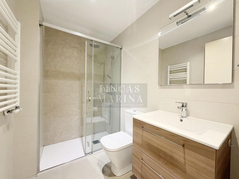 Foto a82c8715-d2e5-47d5-8f97-e011bba3eff1. Casa amb calefacció aparcament a Passeig Maragall Gavà