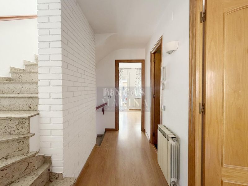 Foto dd45461e-aa09-4324-afba-bcca751bea2a. Casa amb calefacció aparcament a Passeig Maragall Gavà