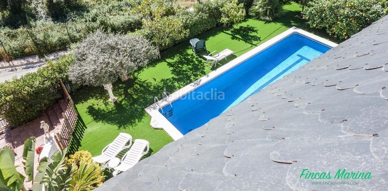 Foto 04cff00b-5040-4c17-9167-1a5ecd7db008. Casa amb calefacció aparcament piscina a Bruguers Gavà