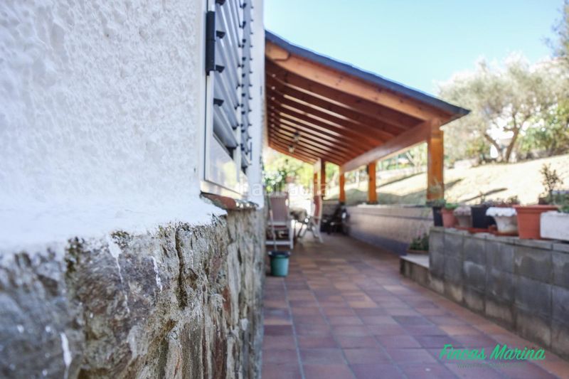 Foto 574116b5-0368-45ca-a045-40714771559f. Casa amb calefacció aparcament piscina a Bruguers Gavà