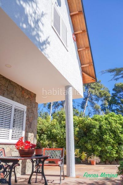 Foto a4775017-92a4-4f71-8089-103166bb00f6. Casa amb calefacció aparcament piscina a Bruguers Gavà