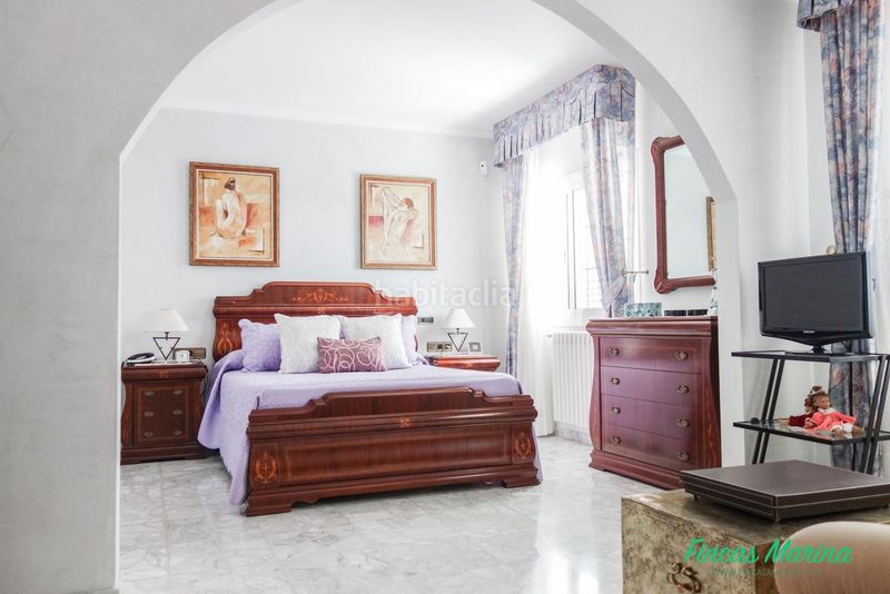 Foto b0319443-2229-4f5e-8d2a-3b7b5c77d0fb. Casa amb calefacció aparcament piscina a Bruguers Gavà