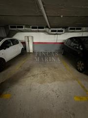 Autoparkplatz  C. fortia casanova. Plaza de aparcamiento cerca crta santa creu de calafell
