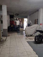 Local Comercial a Diagonal-Colomeres. Local con posibilidad de cambio de uso a vivienda