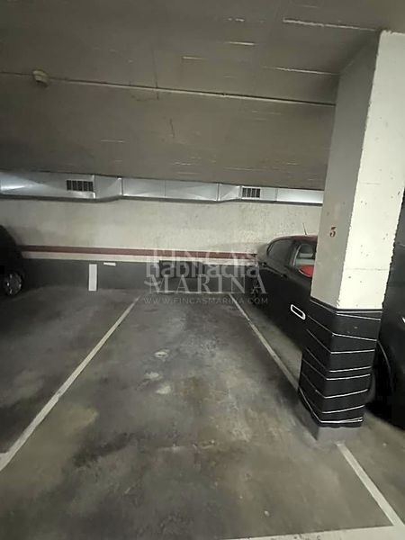 Foto 4015dc79-a906-41d1-9598-f2a503ffb555. Aparcament cotxe a Centre-Estació Gavà