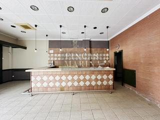 Locale commerciale  Diagonal. Local comercial en plaa francesc maci