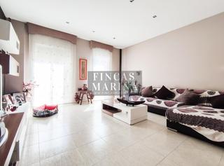 Triplex  Carrer de sant isidre. Triplex con terraza