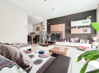 Triplex  Carrer de sant isidre. Triplex con terraza