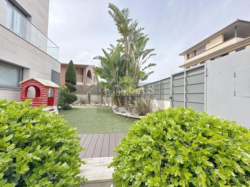 Foto 6e6cf398-8166-4970-a729-4a0cc2fc843d. Casa impresionante casa en can guardiola, en Torrent Ballester Viladecans