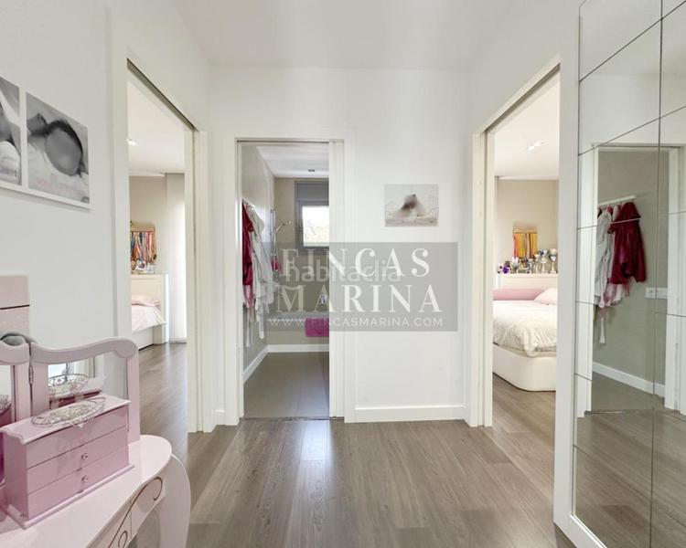 Foto 9c543343-0bed-4721-84a4-93591a60e22c. Casa impresionante casa en can guardiola, en Torrent Ballester Viladecans