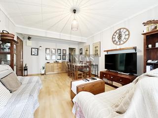 Appartement  Carrer d'apel·les mestres. Gran piso en apelles mestre, gavà