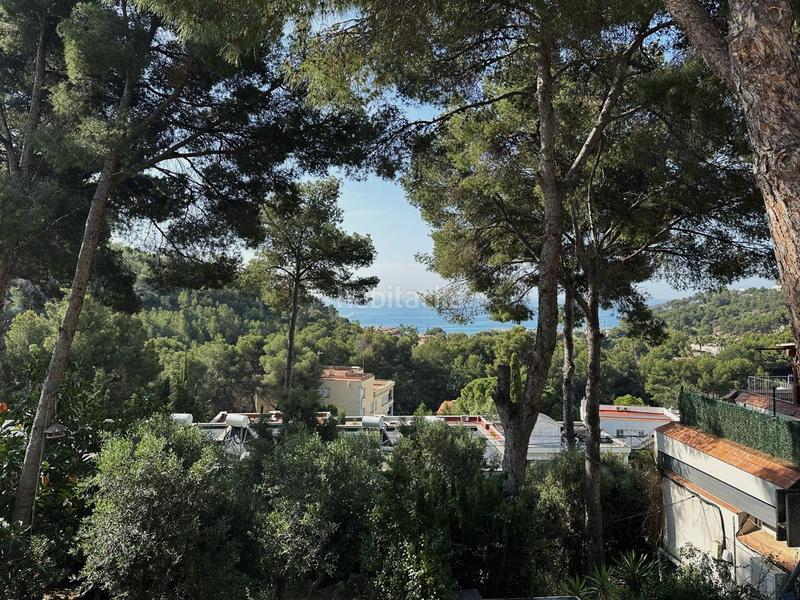 Foto 08b90083-5cd8-4362-9003-0179c260e035. Apartamento  exclusivo con vistas al mar y a la montaña en ratpenat en Sitges