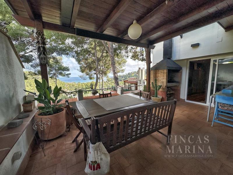 Foto 6ed4414d-29aa-41a1-8a77-74ea6558b27e. Apartamento  exclusivo con vistas al mar y a la montaña en ratpenat en Sitges