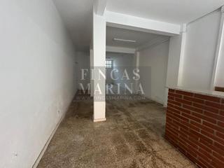 Lloguer Local Comercial a Centre. Local comercial en viladecans  82m a pie de calle