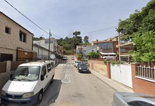 Terreny residencial a Can Tintorer-Can Tries. Solar urbano en venta en gavà  proyecto para 4 viviendas y plaza