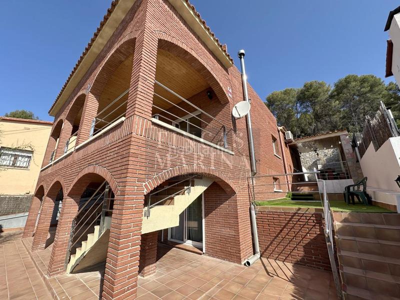 Foto 3a474d0d-28eb-4f03-a2dd-d9e53b4ff2d0. Casa con riscaldamento parcheggio piscina in Torrent Ballester Viladecans