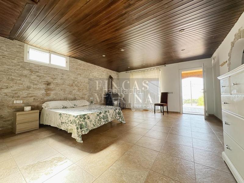 Foto a1485bf3-68e9-4d47-a798-ea4662834a5c. Casa con riscaldamento parcheggio piscina in Torrent Ballester Viladecans