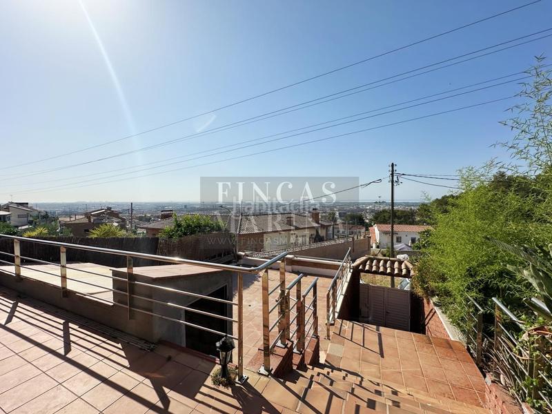 Foto baaa5cc2-b72a-47c5-98a9-ffcf1250aefc. Casa con riscaldamento parcheggio piscina in Torrent Ballester Viladecans