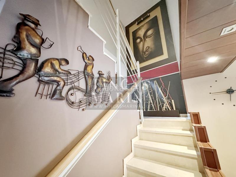 Foto 0f1c24b2-5aaf-4e68-b7ea-ba80c2773706. Duplex with heating parking in Centre-Estació Gavà