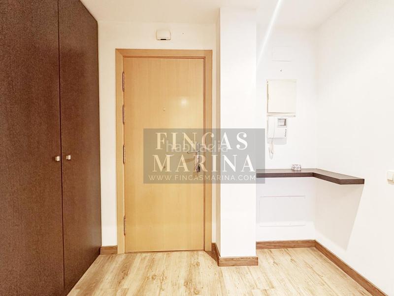 Foto 48f598bf-4325-43f3-a290-da76c322f85c. Duplex with heating parking in Centre-Estació Gavà