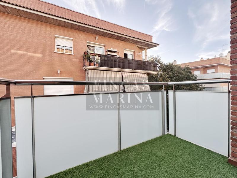 Foto 60f28e64-8e9b-43c7-aa9b-9623648faf26. Duplex with heating parking in Centre-Estació Gavà