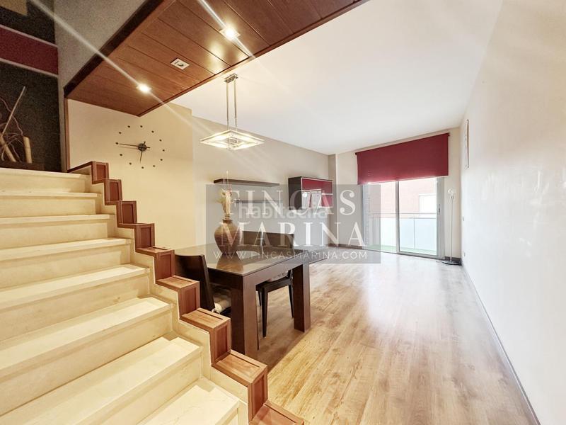 Foto 830991a3-482b-4e68-82b3-0966e418f14c. Duplex with heating parking in Centre-Estació Gavà