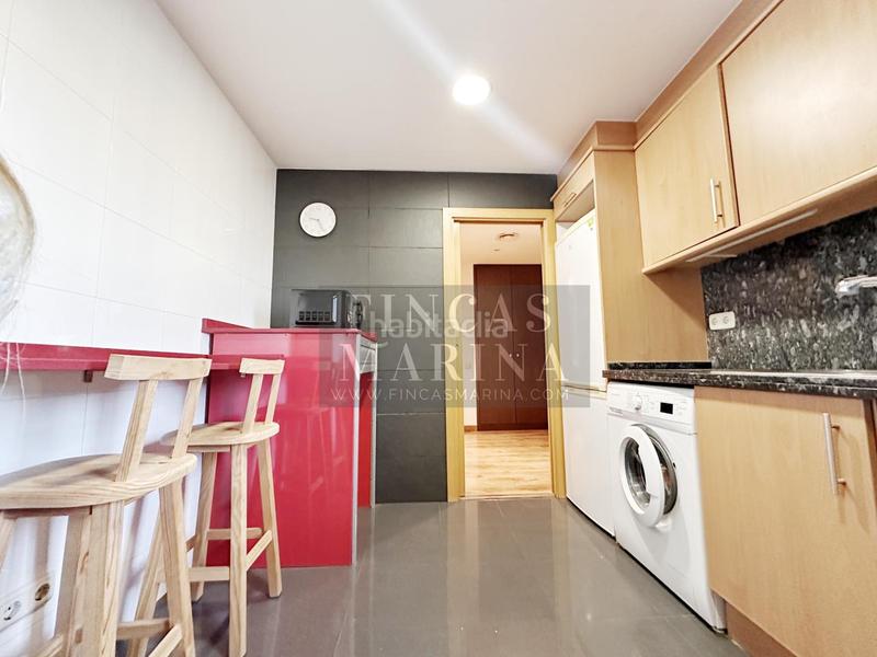 Foto c700fcb2-bc91-4a25-9c8b-b3a6e782b981. Duplex with heating parking in Centre-Estació Gavà