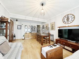 Appartement  Carrer d'apel·les mestres. Gran piso en apelles mestre, gavà