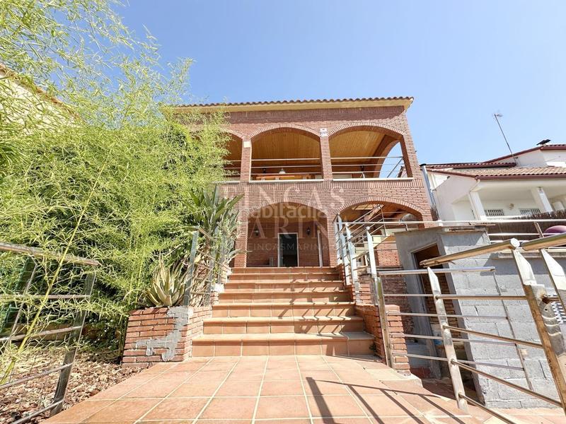 Foto 242f5ecb-474d-4f76-8925-2f5b0dc53988. Casa con riscaldamento parcheggio piscina in Torrent Ballester Viladecans