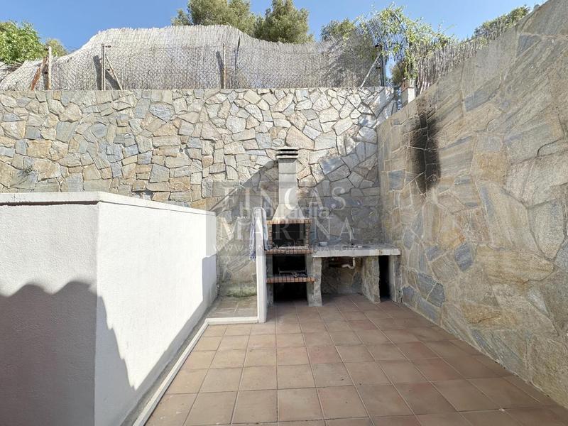 Foto d692fd04-21a8-4ce1-b7dd-a437dba73f46. Casa con riscaldamento parcheggio piscina in Torrent Ballester Viladecans