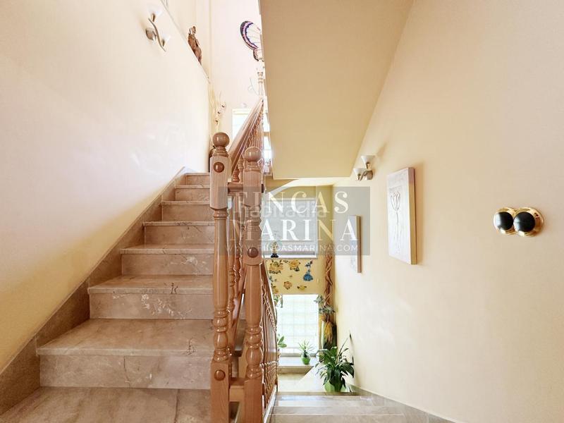 Foto 8cf6c390-2367-4dd6-a6c2-3c1dd20e80be. Casa amb calefacció aparcament piscina a Torrent Ballester Viladecans